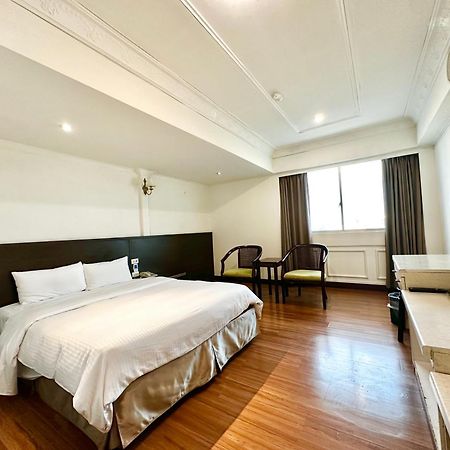 Taitung Bali Suites Hotel Exterior foto