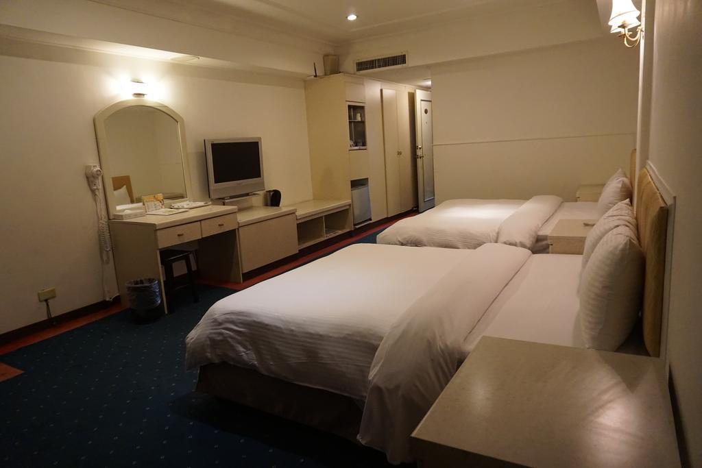 Taitung Bali Suites Hotel Exterior foto