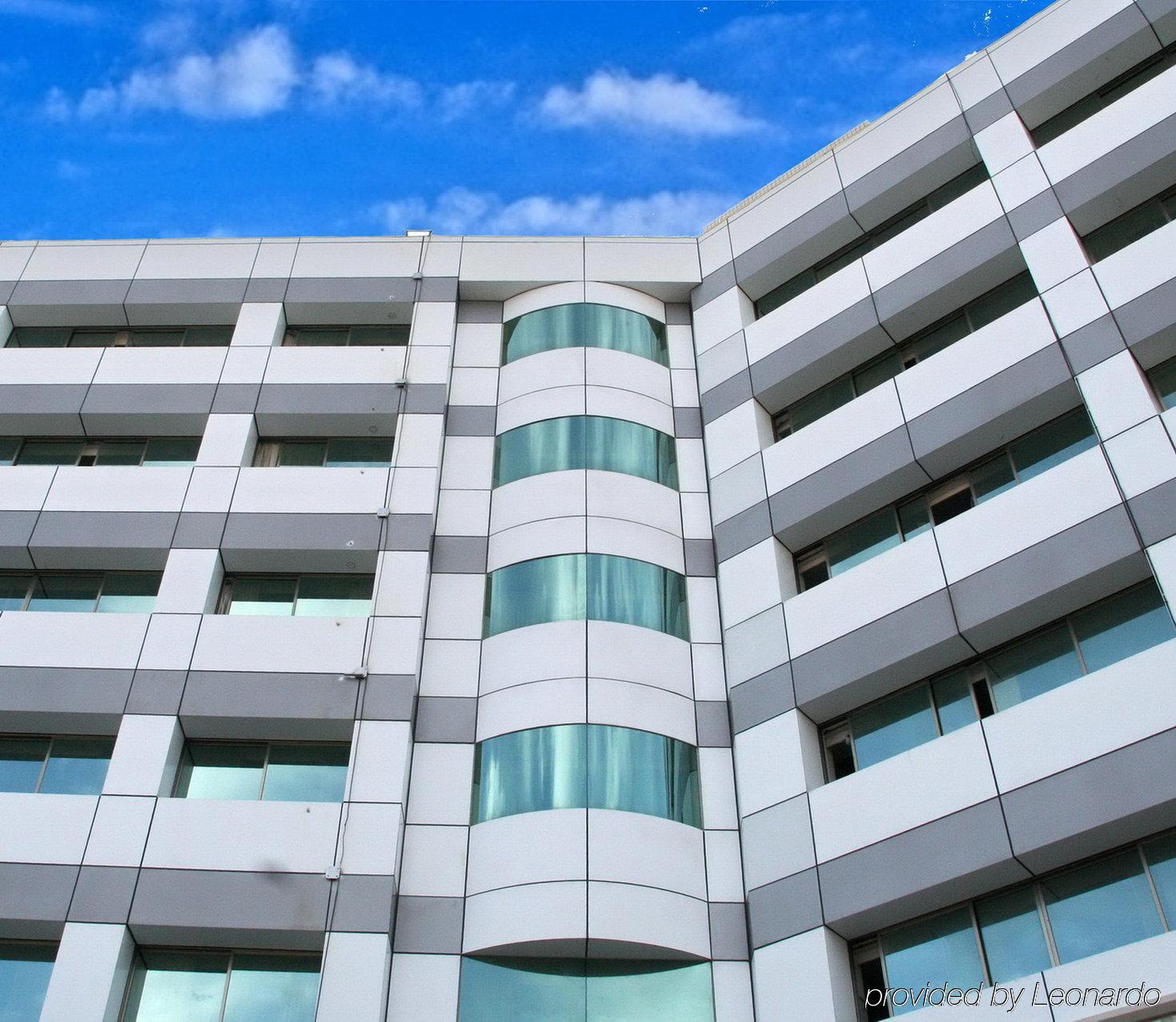 Taitung Bali Suites Hotel Exterior foto